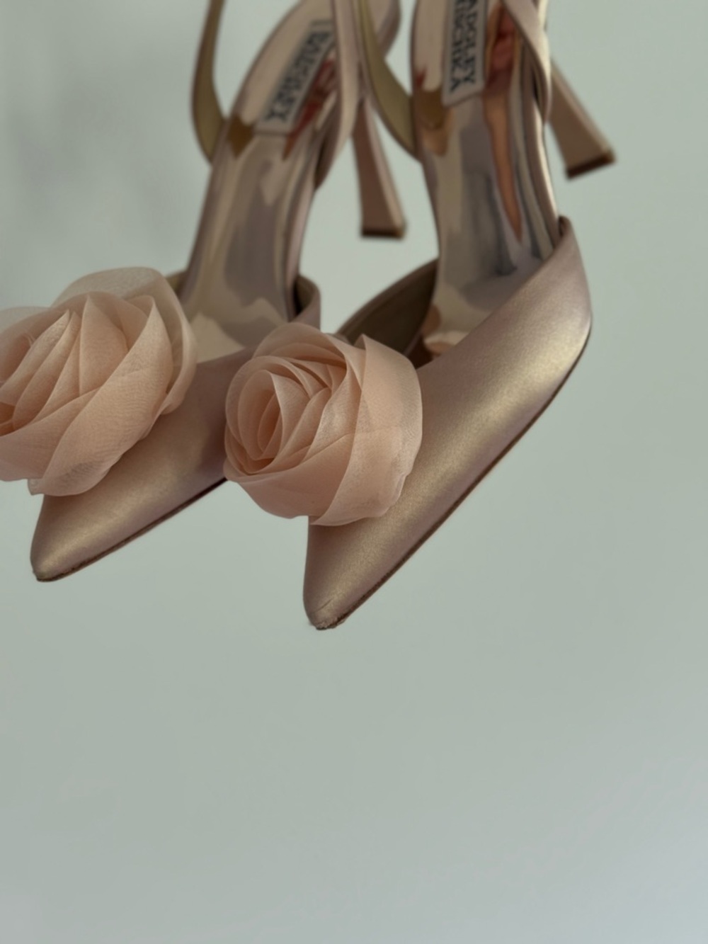 Badgley Mischka Blush Pink Satin Slingback Pumps with Rosette - Picture 3 of 4